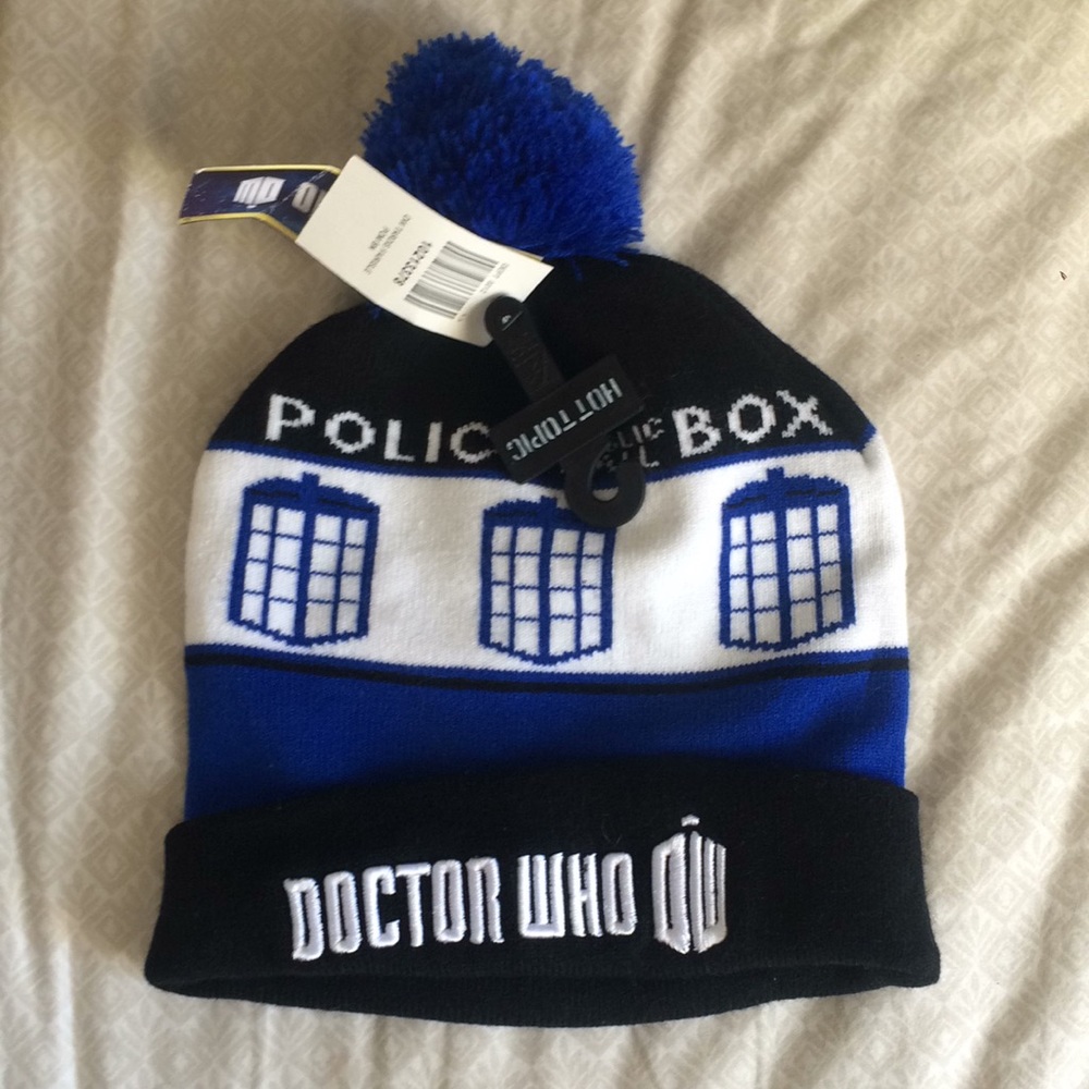SOLD: NWT Doctor Who Hat BBC Hot Topic Beanie
